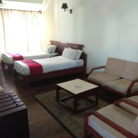 Hotel Japfu Kohima Esterno foto