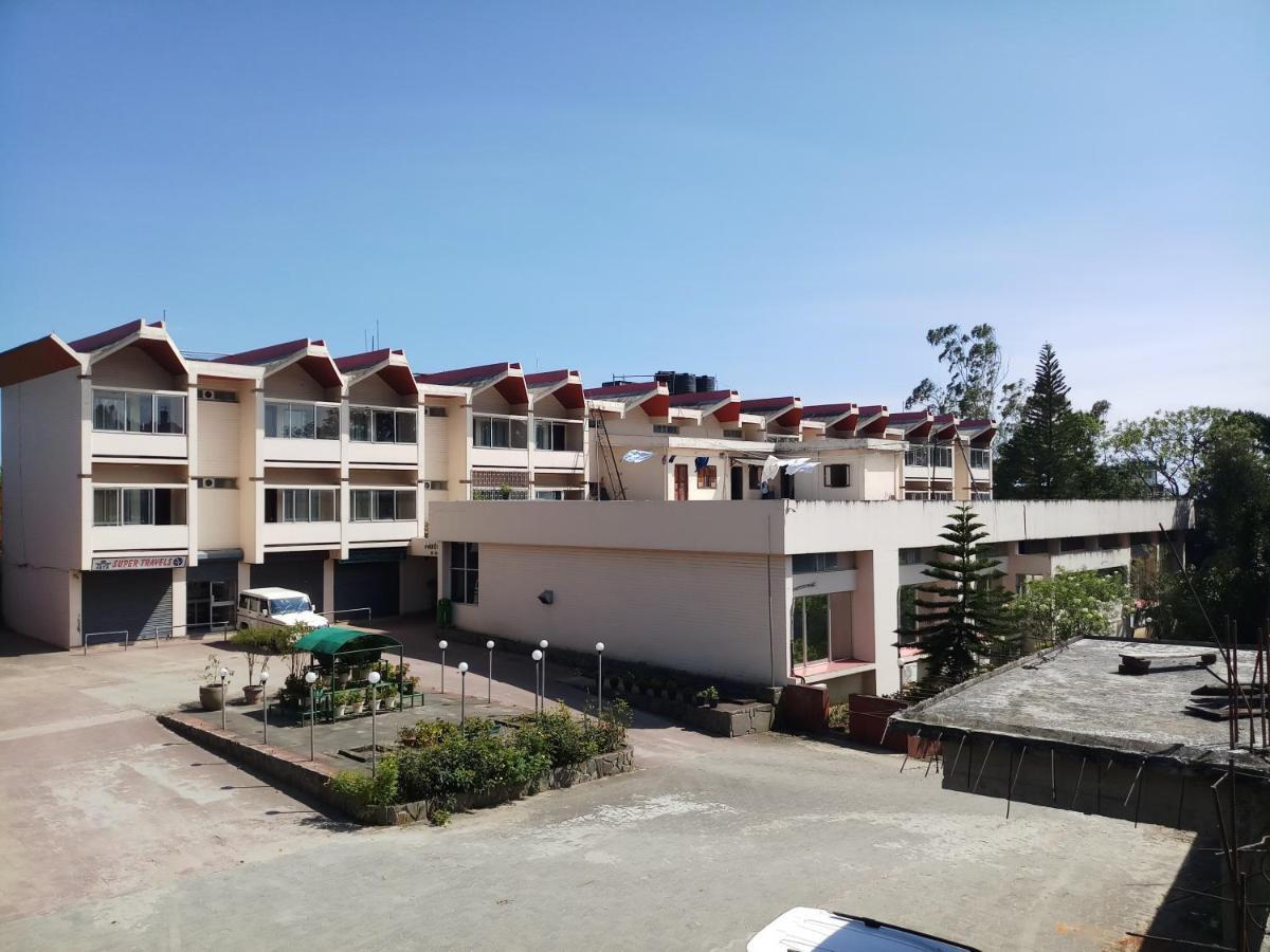 Hotel Japfu Kohima Esterno foto