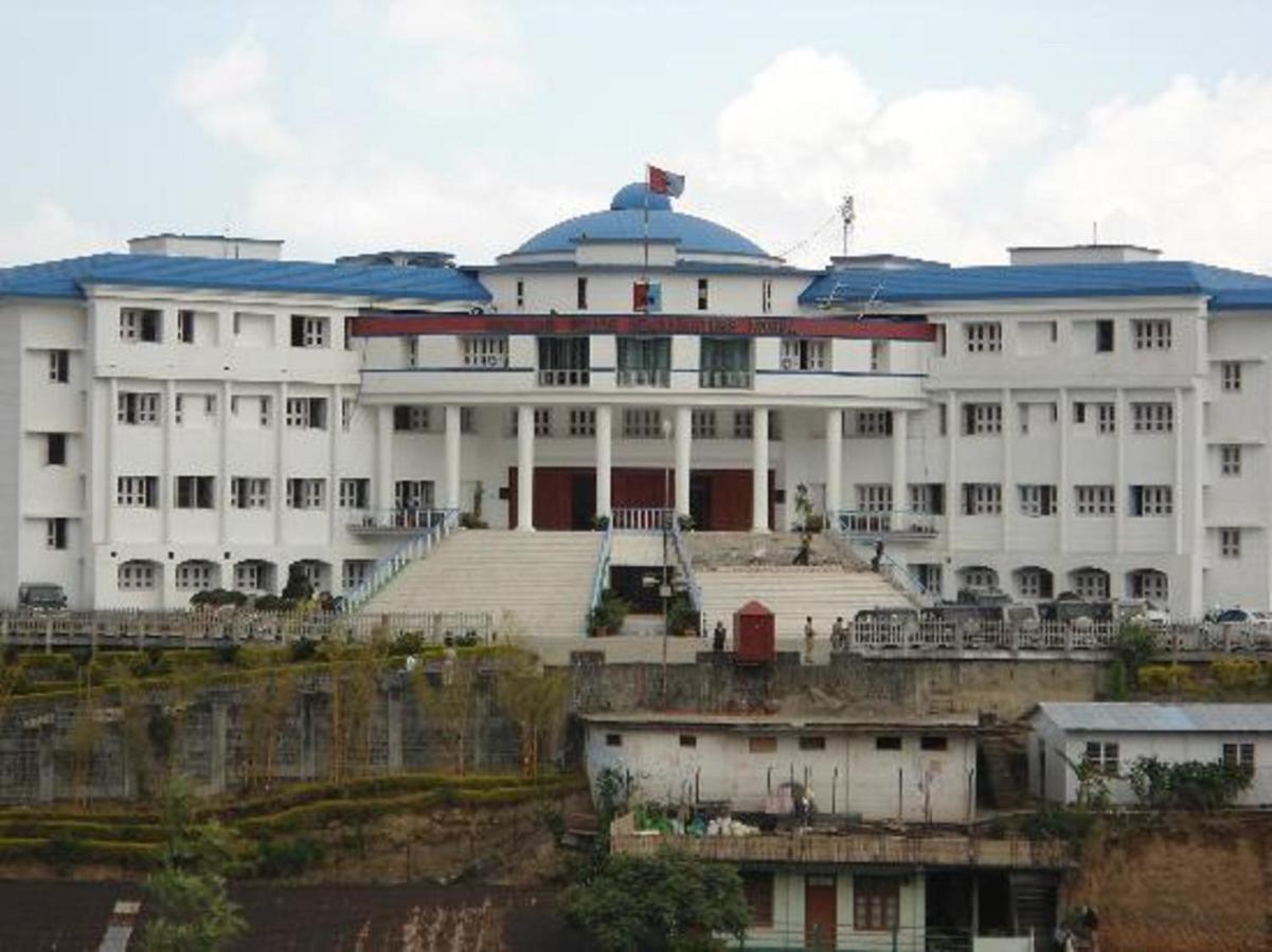 Hotel Japfu Kohima Esterno foto