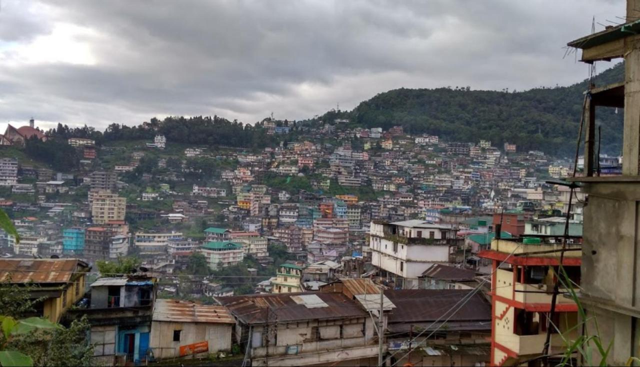 Hotel Japfu Kohima Esterno foto